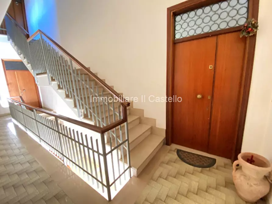 Immagine 19 di Appartamento in vendita  in Via Nino Bixio a Castiglione Del Lago