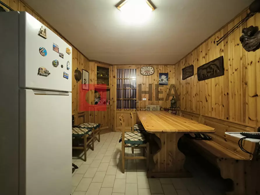 Immagine 16 di Casa trifamiliare in vendita  in Via Bachelet a Casier