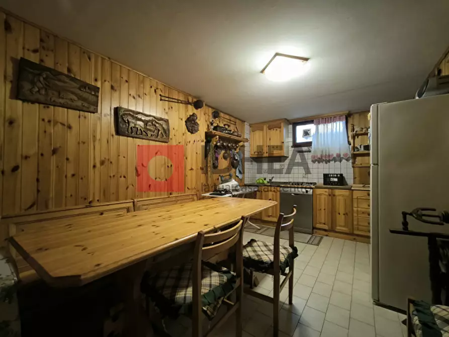 Immagine 17 di Casa trifamiliare in vendita  in Via Bachelet a Casier