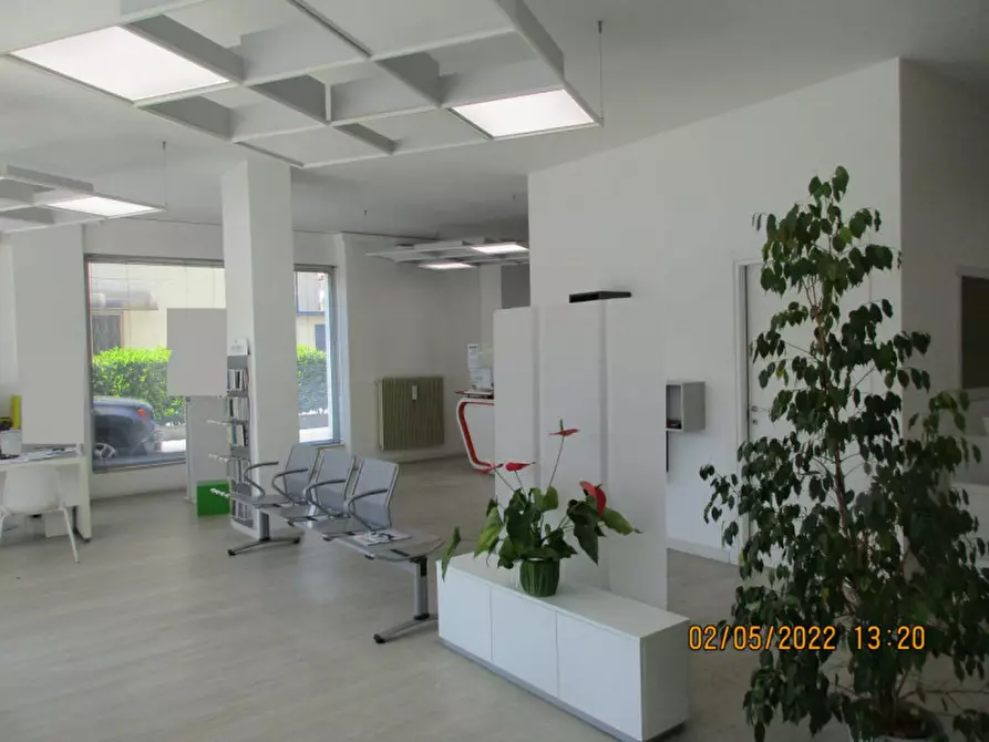 Immagine 2 di Negozio in affitto  in San Bortolo a Vicenza