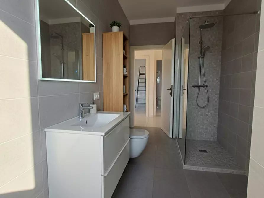 Immagine 15 di Appartamento in vendita  a Tuoro Sul Trasimeno