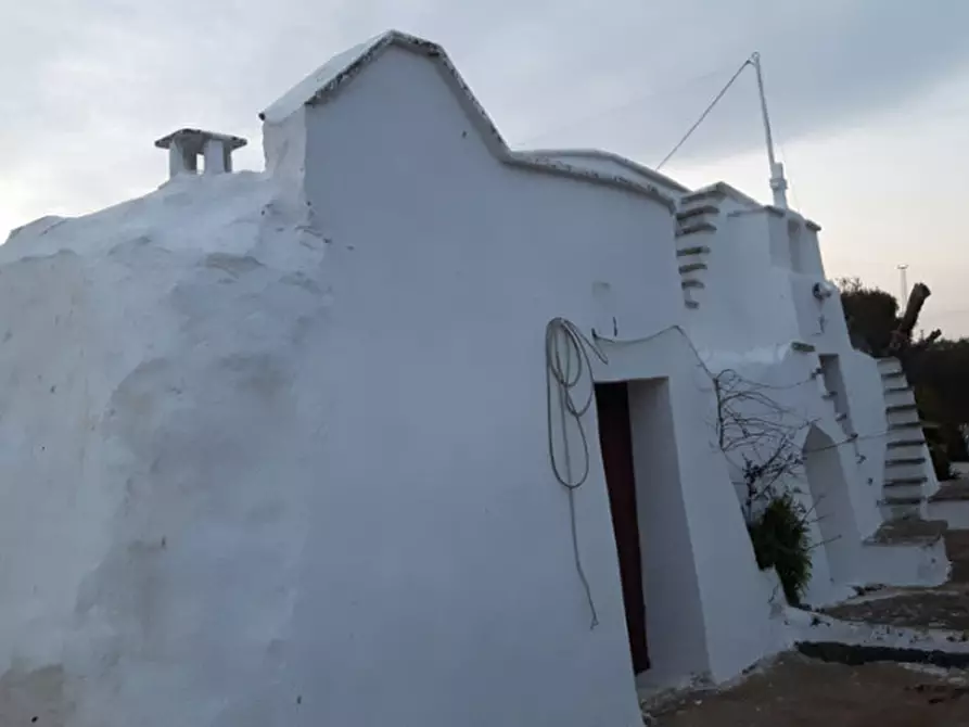 Immagine 2 di Rustico / casale in vendita  in C.da Falgheri a Ostuni