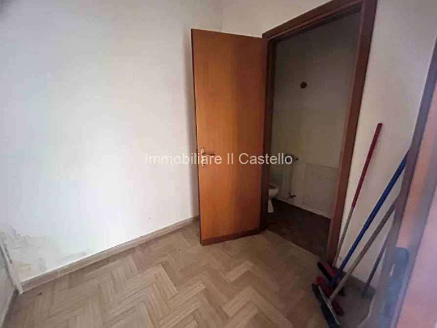 Immagine 6 di Ufficio in affitto  in Castiglione del Lago a Castiglione Del Lago