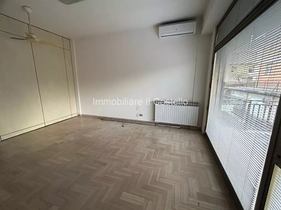 Immagine 12 di Ufficio in affitto  in Castiglione del Lago a Castiglione Del Lago