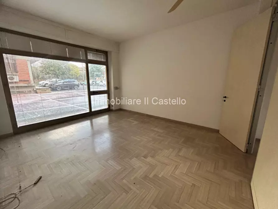Immagine 14 di Ufficio in affitto  in Castiglione del Lago a Castiglione Del Lago