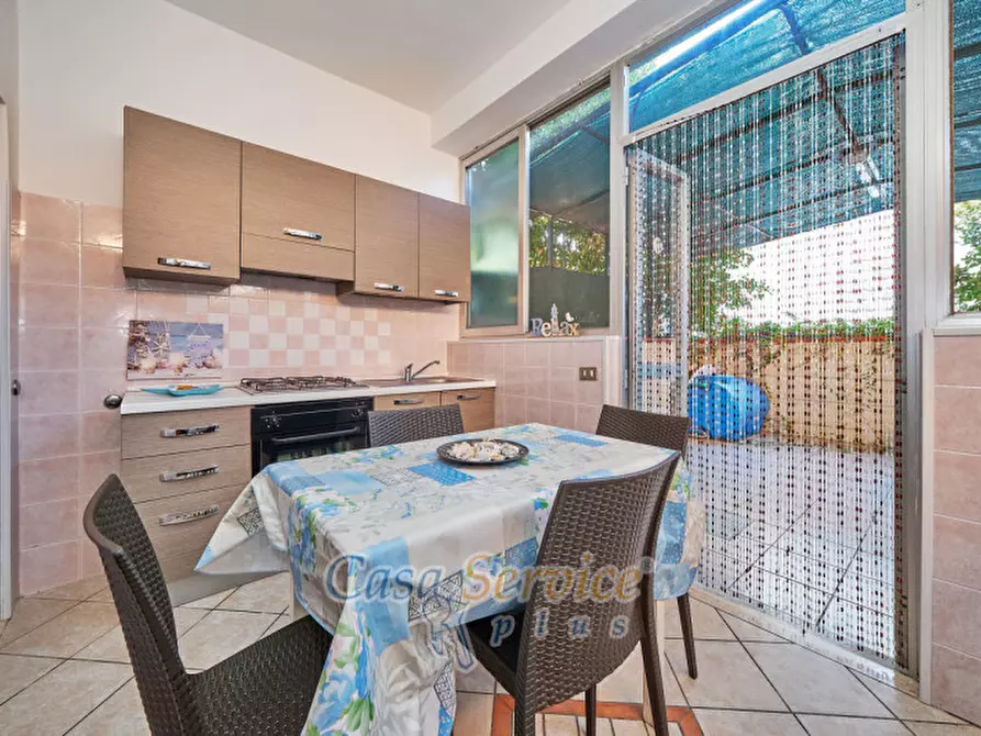 Immagine 34 di Villa in vendita  in Via Dei Pini a Gallipoli