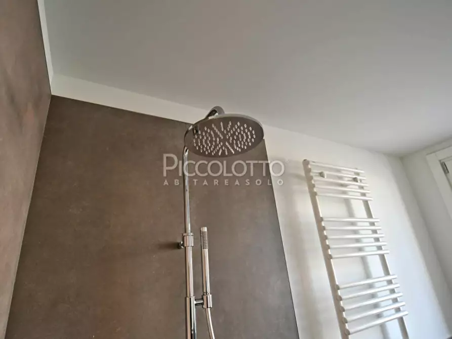 Immagine 5 di Attico in vendita  in via Leonardo da Vinci a Asolo