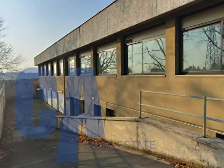 Immagine 13 di Palazzo in vendita  in VIA PODGORA a Legnano