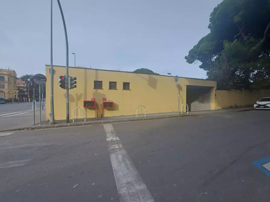 Immagine 1 di Garage in vendita  in Via Mario Galli, N. snc a Genova