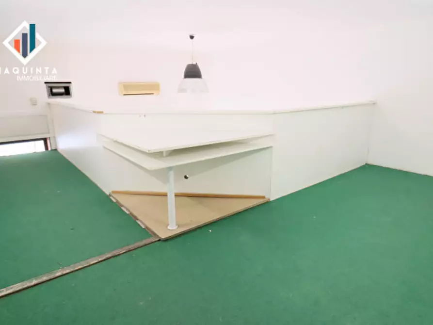 Immagine 7 di Negozio in vendita  in corso Vittorio Emanuele n.95 a Scordia