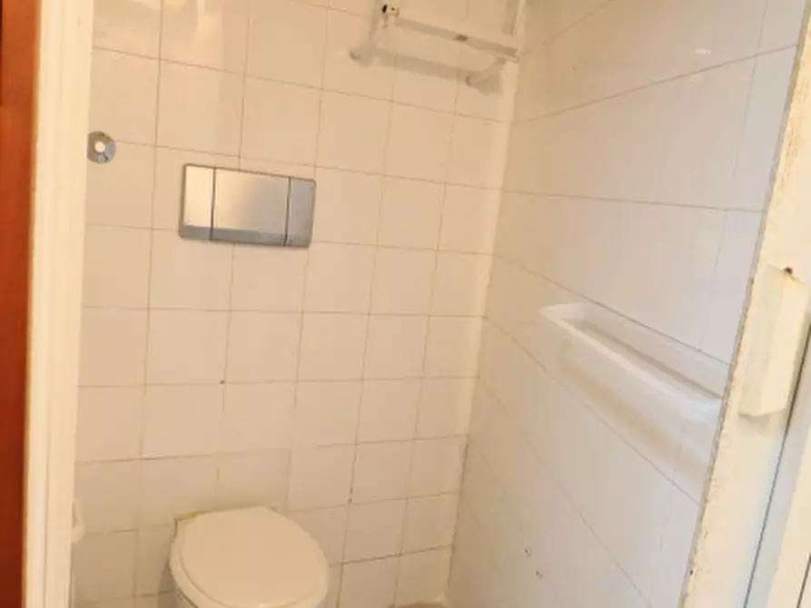 Immagine 16 di Negozio in vendita  in corso Vittorio Emanuele n.95 a Scordia