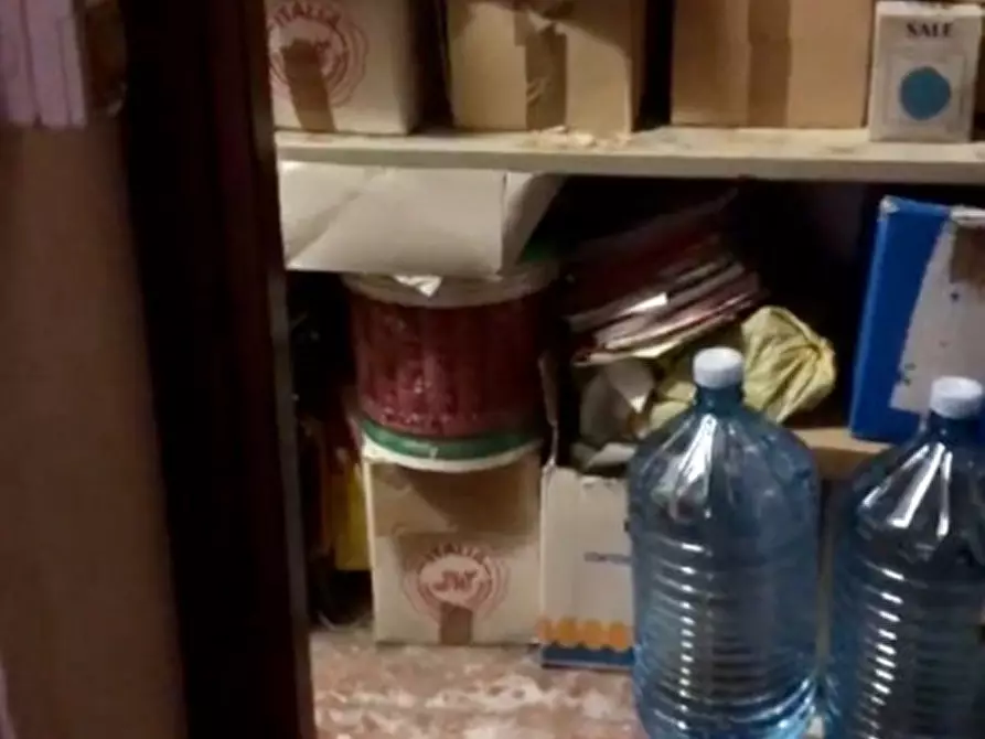 Immagine 20 di Negozio in vendita  in via trionfale a Roma