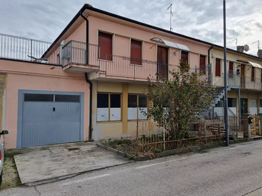 Immagine 1 di Appartamento in vendita  in via a. palladio a Sossano