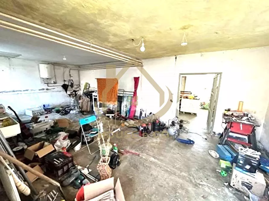 Immagine 25 di Villa in vendita  in Viale Montegrappa a Vigevano