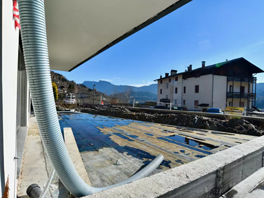 Immagine 4 di Appartamento in vendita  in via al castello a Altopiano Della Vigolana