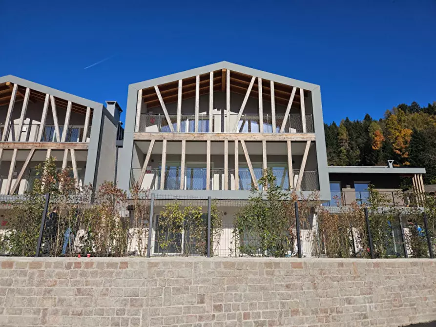 Immagine 22 di Appartamento in vendita  in via al castello a Altopiano Della Vigolana