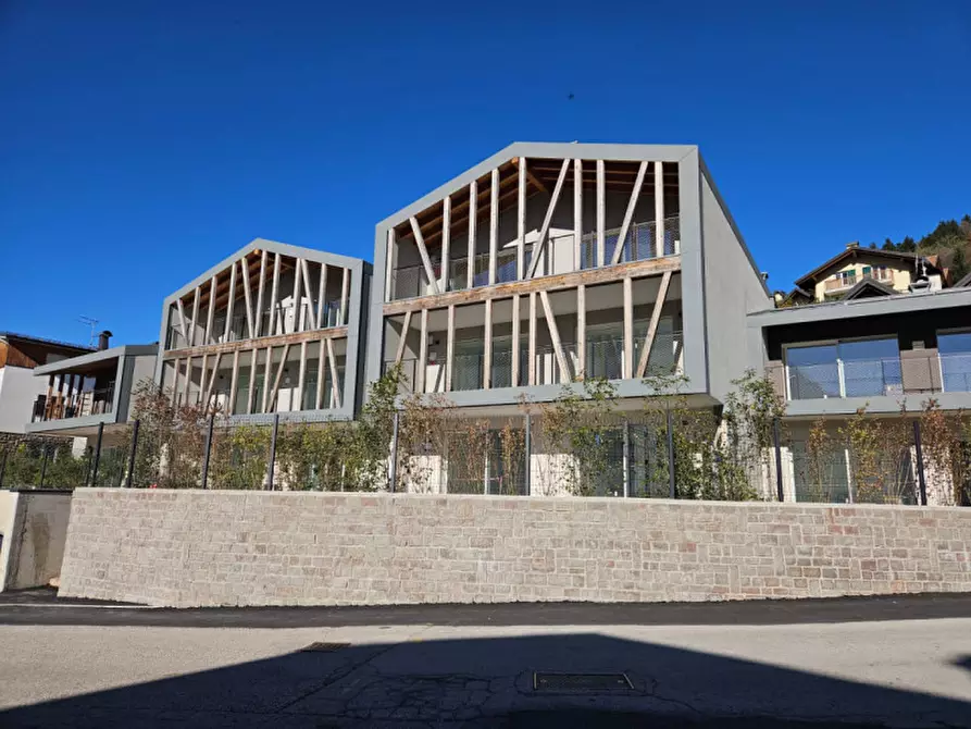 Immagine 24 di Appartamento in vendita  in via al castello a Altopiano Della Vigolana