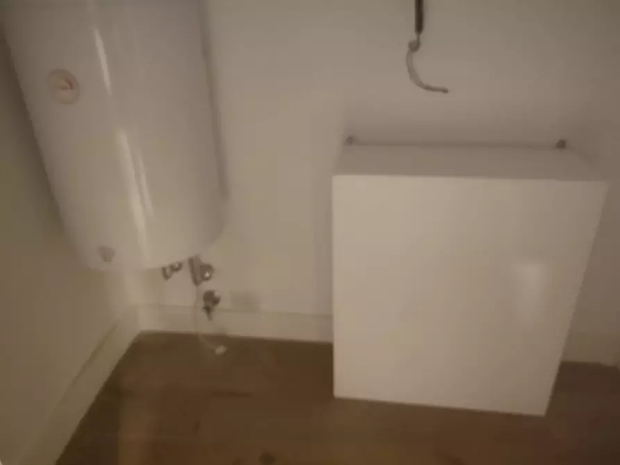 Immagine 4 di Appartamento in affitto  in Via Santa Maria in Portico a Napoli