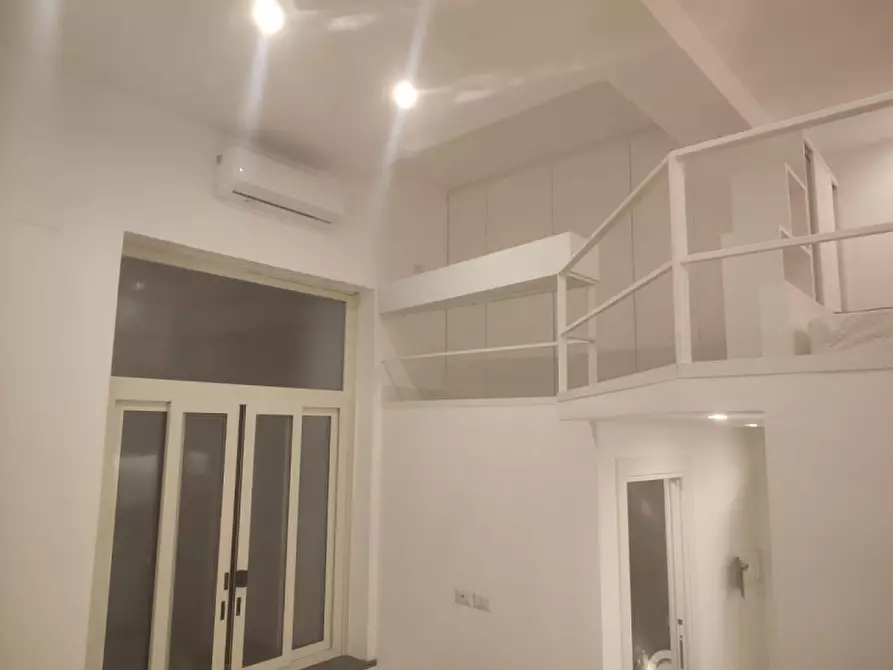 Immagine 8 di Appartamento in affitto  in Via Santa Maria in Portico a Napoli