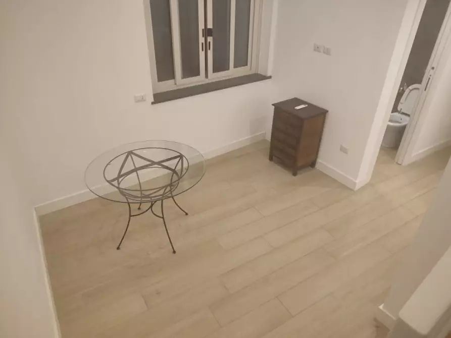 Immagine 11 di Appartamento in affitto  in Via Santa Maria in Portico a Napoli