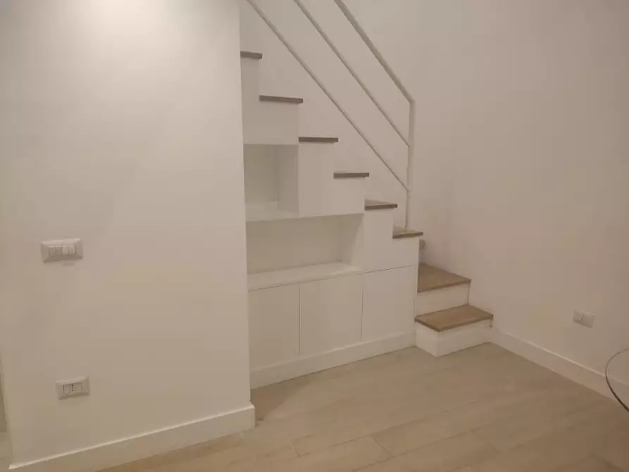 Immagine 16 di Appartamento in affitto  in Via Santa Maria in Portico a Napoli