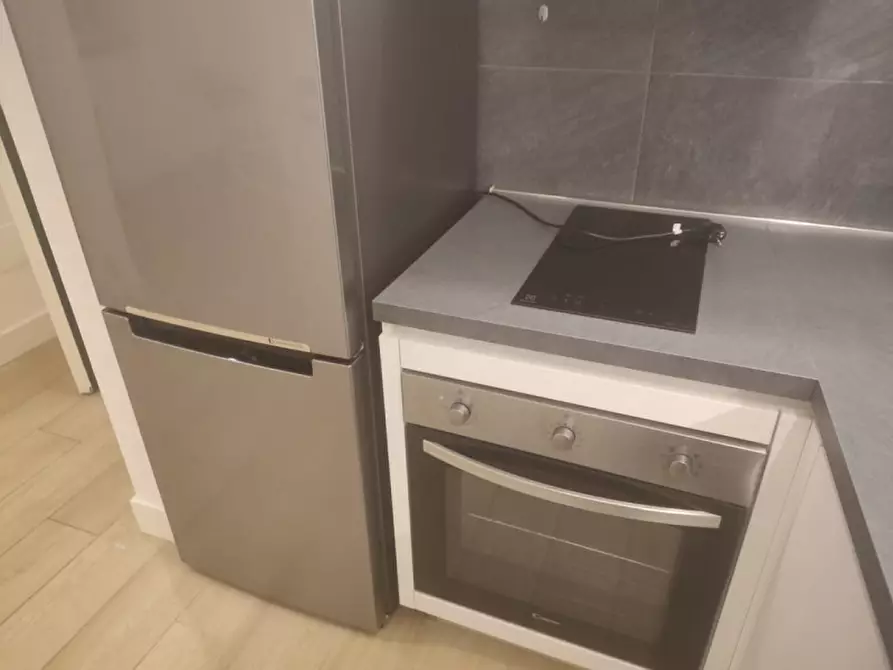 Immagine 19 di Appartamento in affitto  in Via Santa Maria in Portico a Napoli