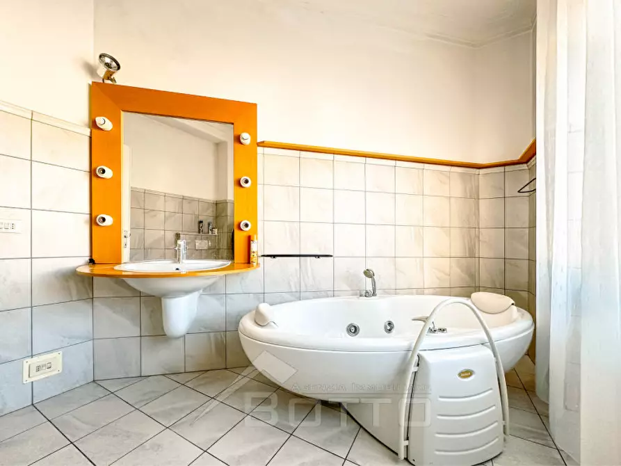 Immagine 20 di Appartamento in vendita  in Via Roma 5 a Varallo