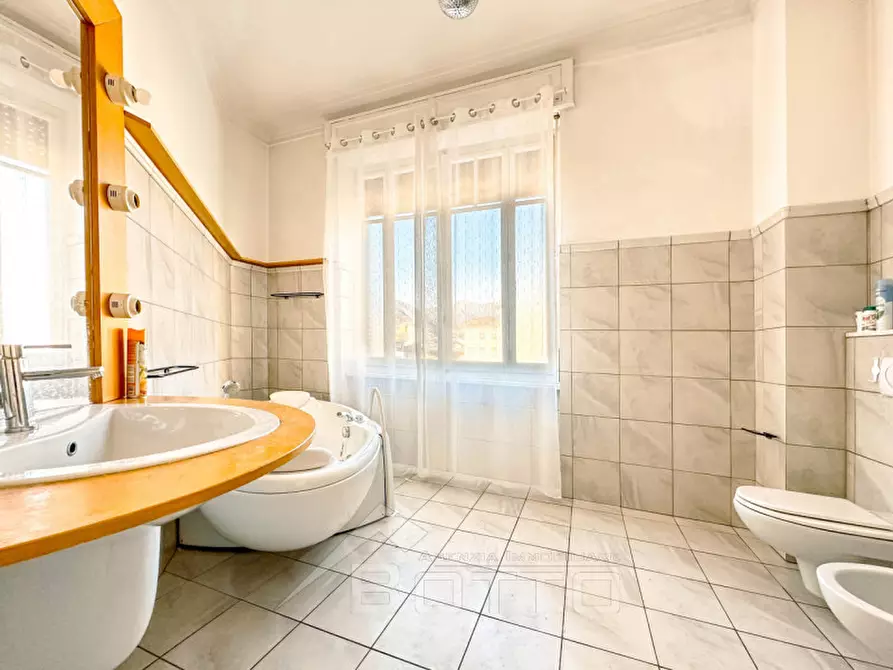 Immagine 21 di Appartamento in vendita  in Via Roma 5 a Varallo