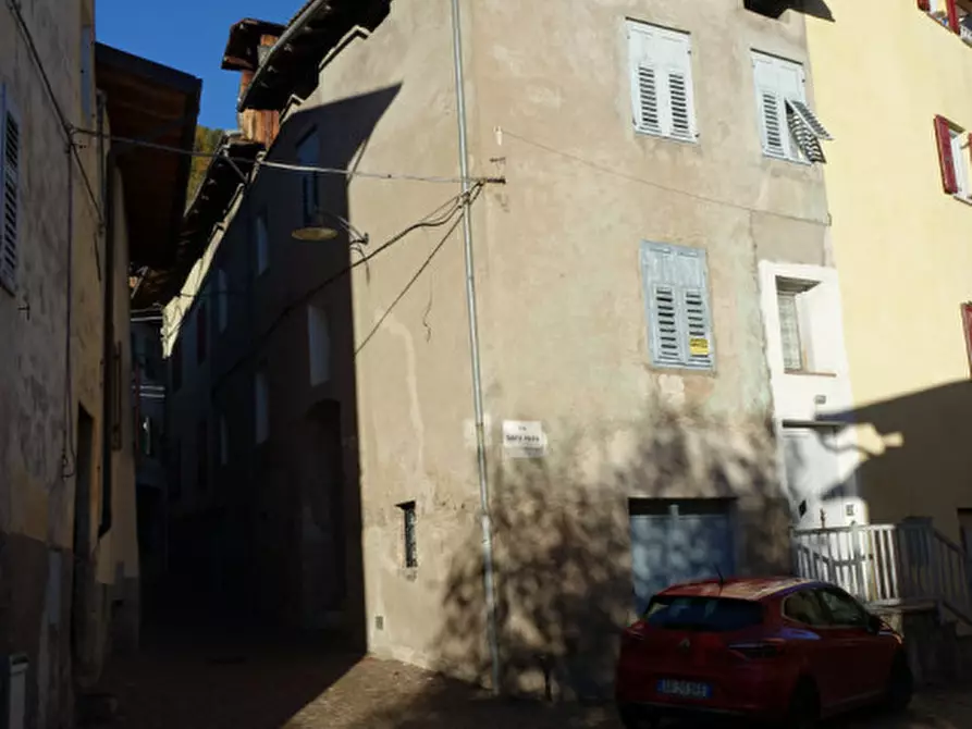 Immagine 1 di Villetta a schiera in vendita  in Cembra, via San Pietro a Cembra Lisignago