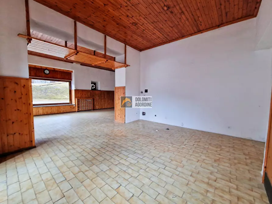 Immagine 3 di Attività commerciale in vendita  in Piazza San Giacomo a Gosaldo