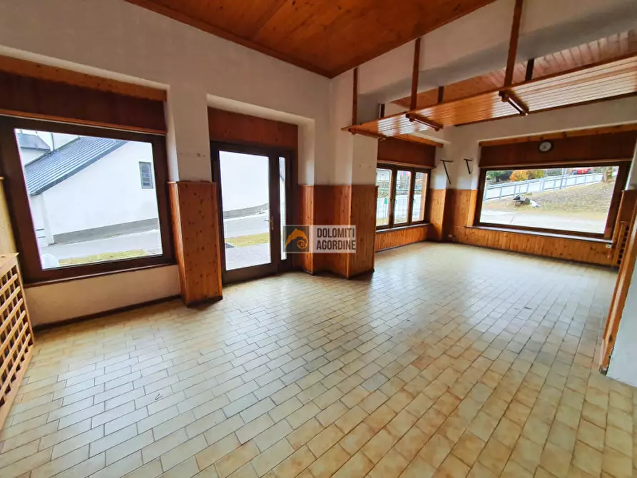 Immagine 4 di Attività commerciale in vendita  in Piazza San Giacomo a Gosaldo