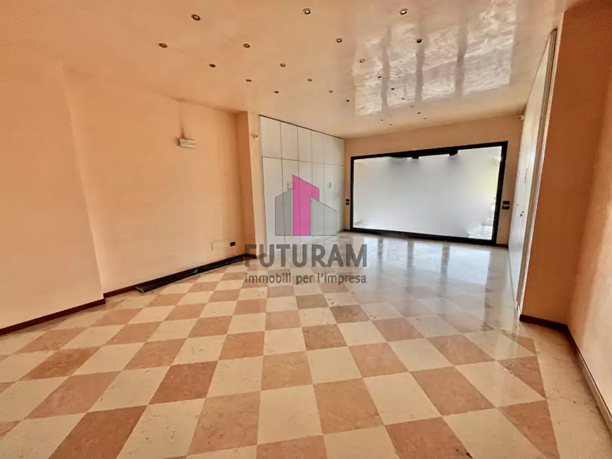 Immagine 21 di Ufficio in affitto  in Via Arno a Pianiga