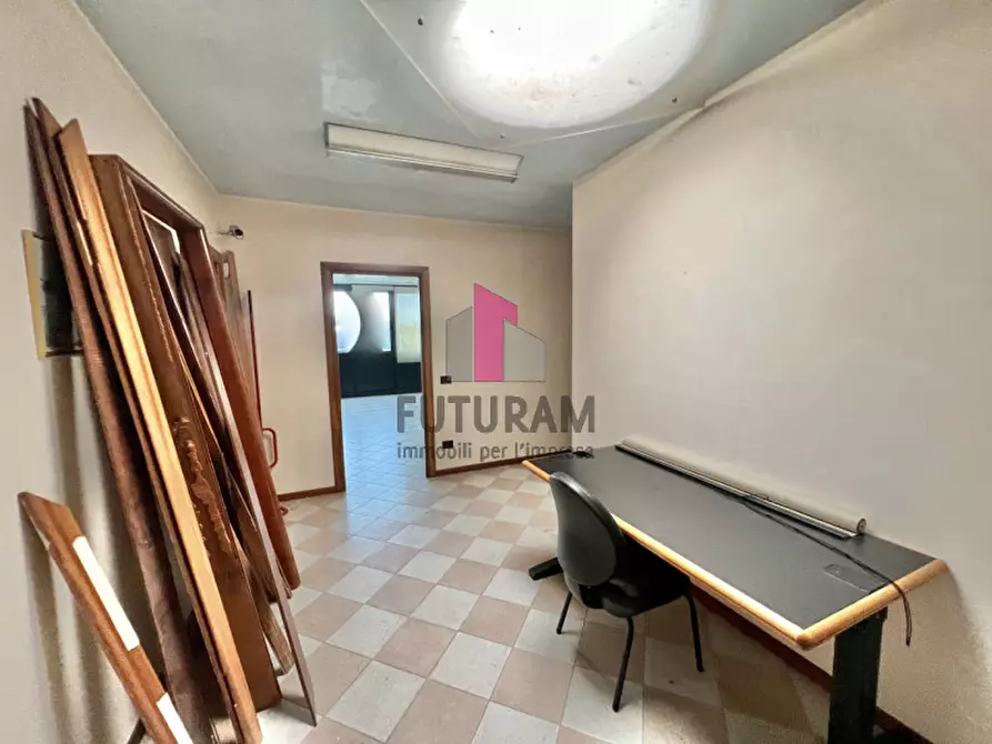 Immagine 7 di Ufficio in affitto  in Via Arno a Pianiga