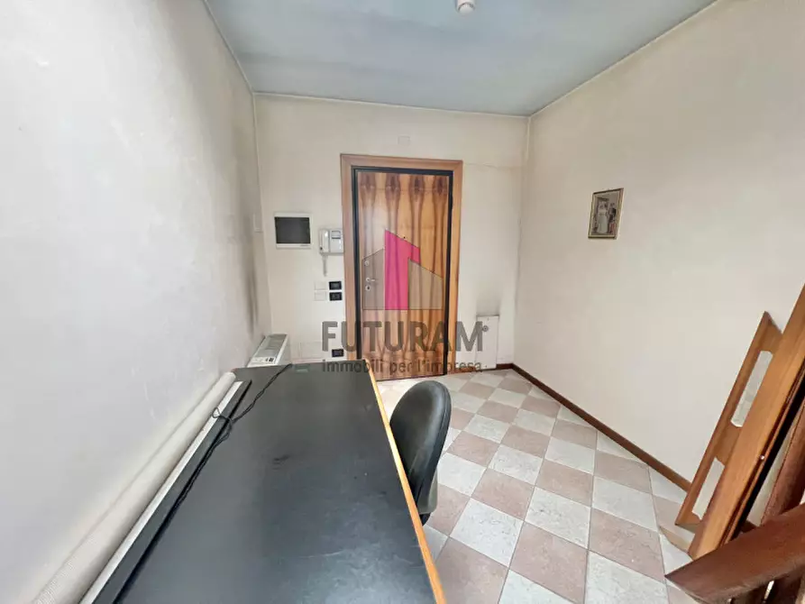 Immagine 13 di Ufficio in affitto  in Via Arno a Pianiga