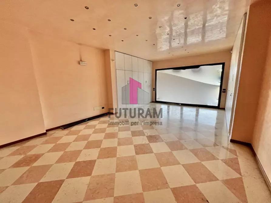 Immagine 20 di Ufficio in affitto  in Via Arno a Pianiga