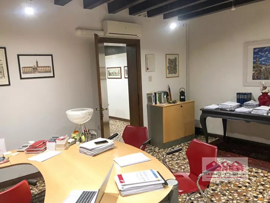 Immagine 6 di Ufficio in affitto  in Contrà Oratorio dei Servi a Vicenza