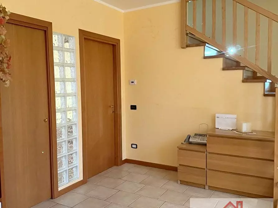 Immagine 6 di Casa trifamiliare in vendita  in VIA MERCATELLI a Susegana