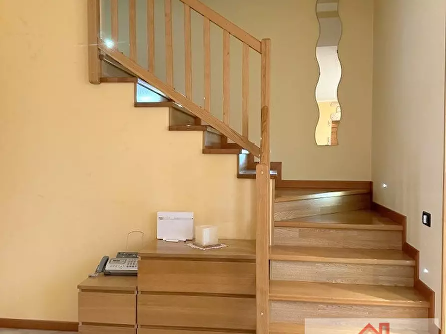 Immagine 7 di Casa trifamiliare in vendita  in VIA MERCATELLI a Susegana