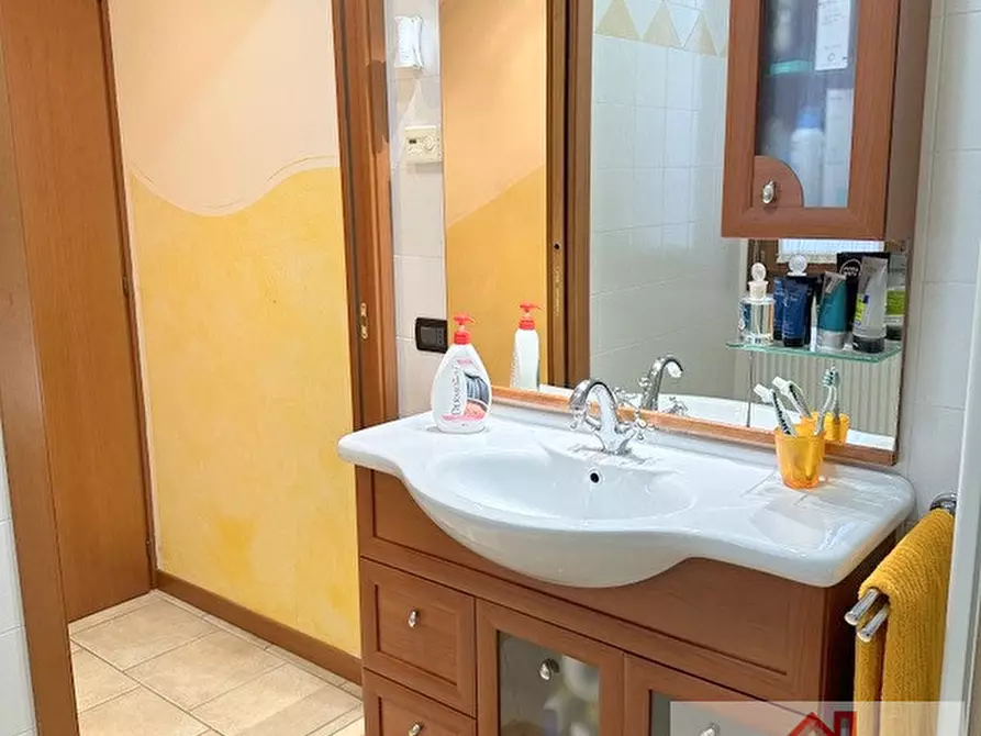 Immagine 8 di Casa trifamiliare in vendita  in VIA MERCATELLI a Susegana