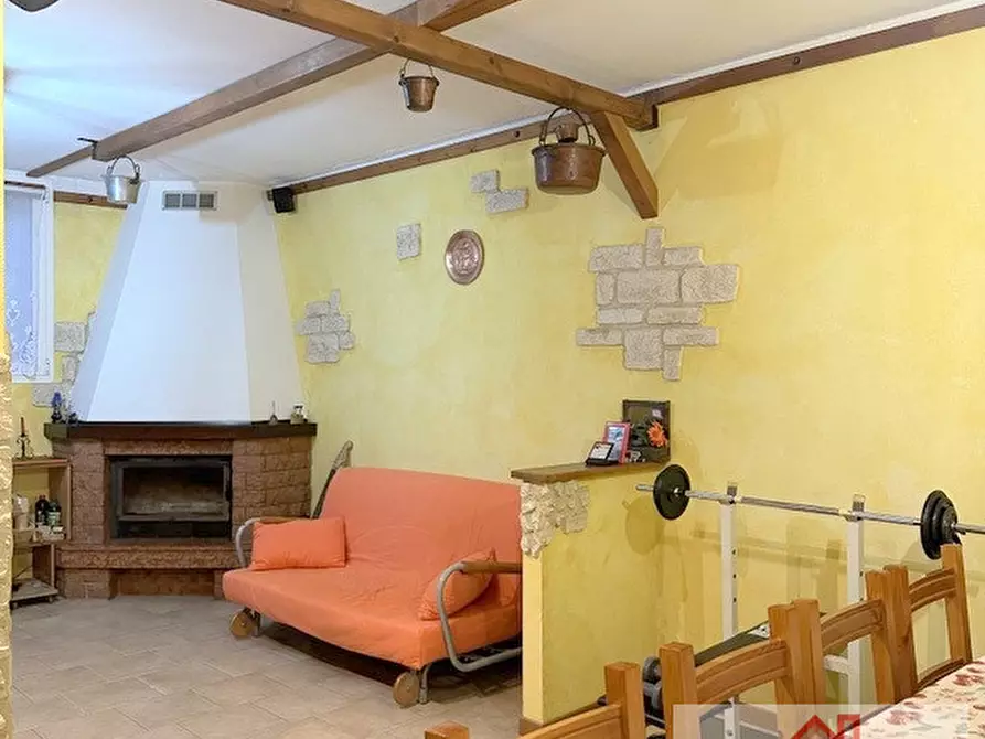 Immagine 22 di Casa trifamiliare in vendita  in VIA MERCATELLI a Susegana