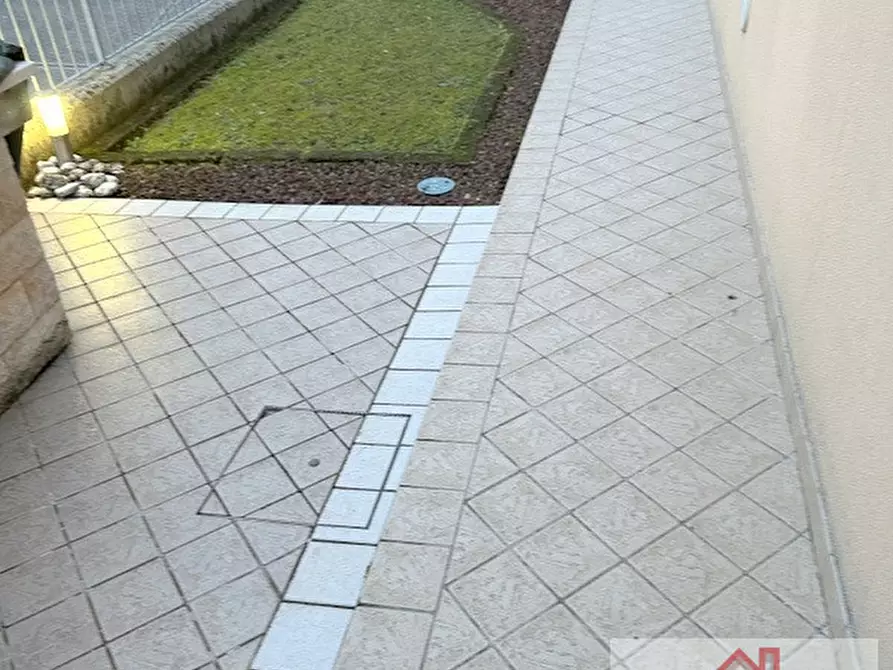 Immagine 25 di Casa trifamiliare in vendita  in VIA MERCATELLI a Susegana