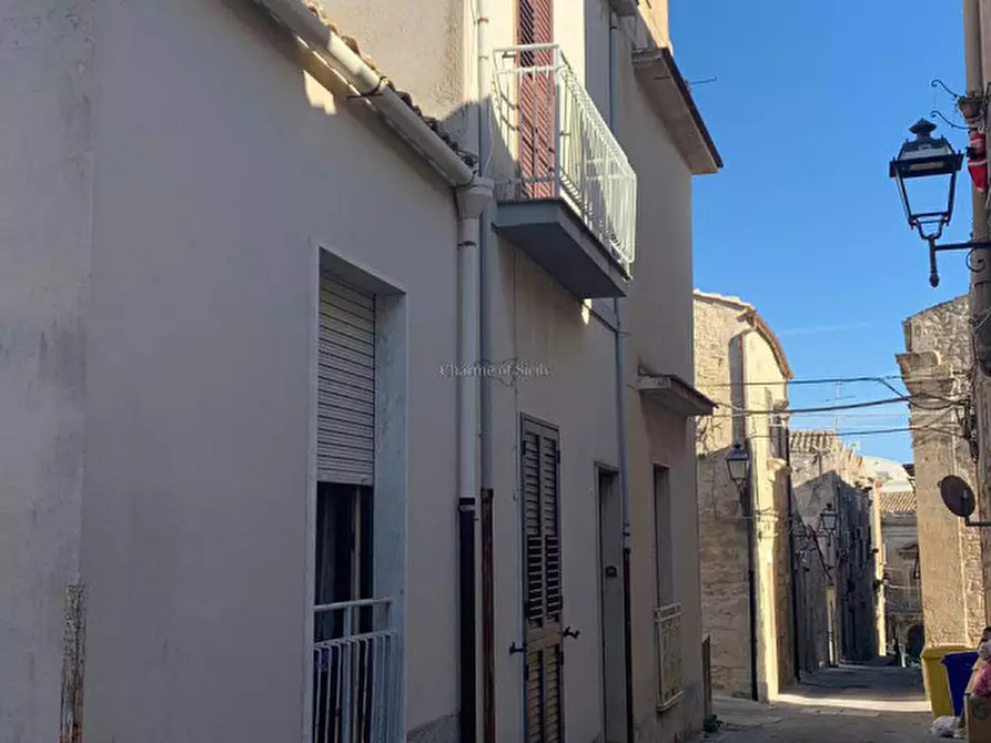 Immagine 2 di Casa indipendente in vendita  in Via Celso a Modica