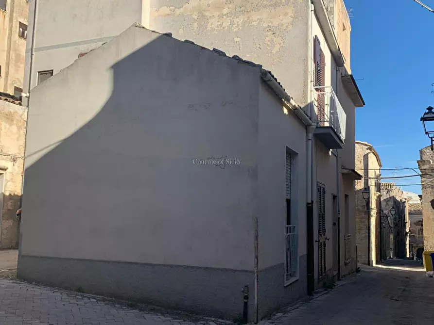 Immagine 14 di Casa indipendente in vendita  in Via Celso a Modica