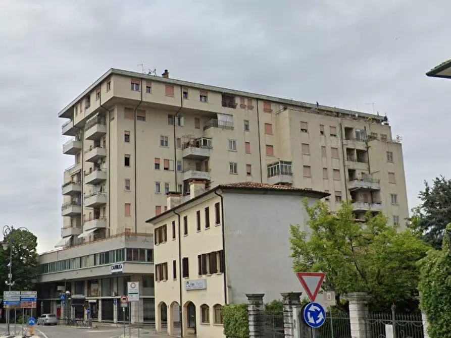 Immagine 4 di Appartamento in vendita  in Corso Giuseppe Mazzini 6 a Montebelluna