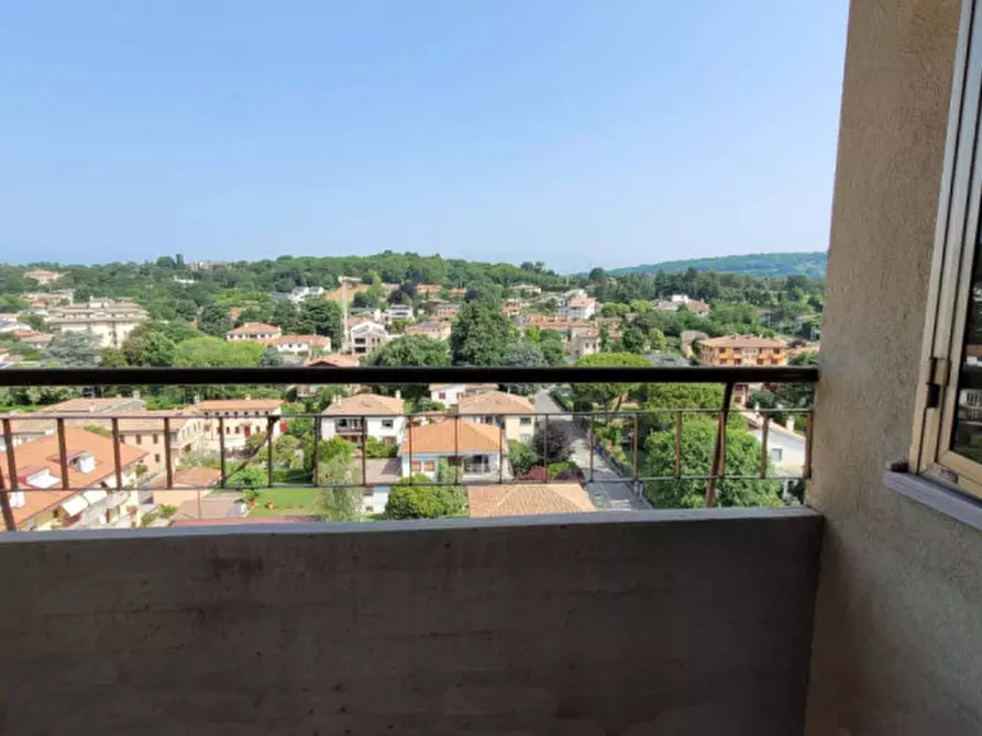 Immagine 8 di Appartamento in vendita  in Corso Giuseppe Mazzini 6 a Montebelluna