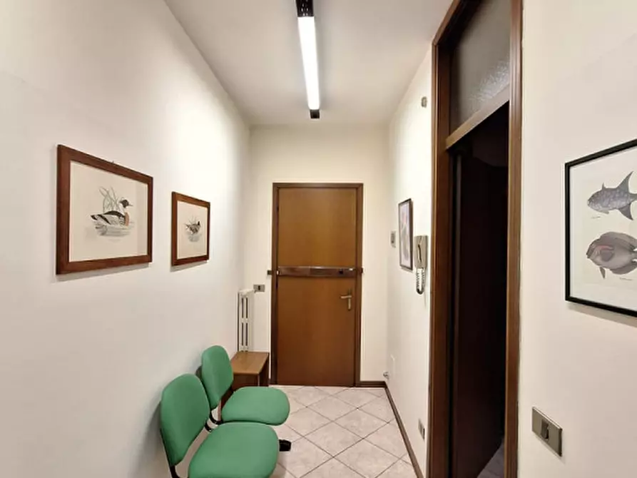 Immagine 1 di Ufficio in vendita  in Via Oberdan a Rovigo
