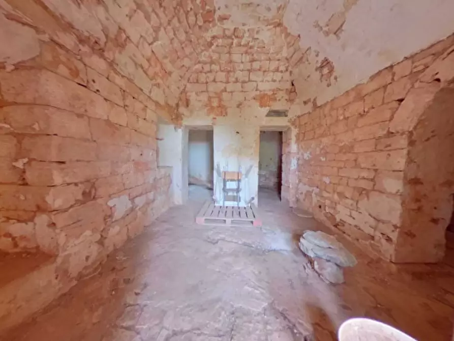 Immagine 11 di Rustico / casale in vendita  a Fasano