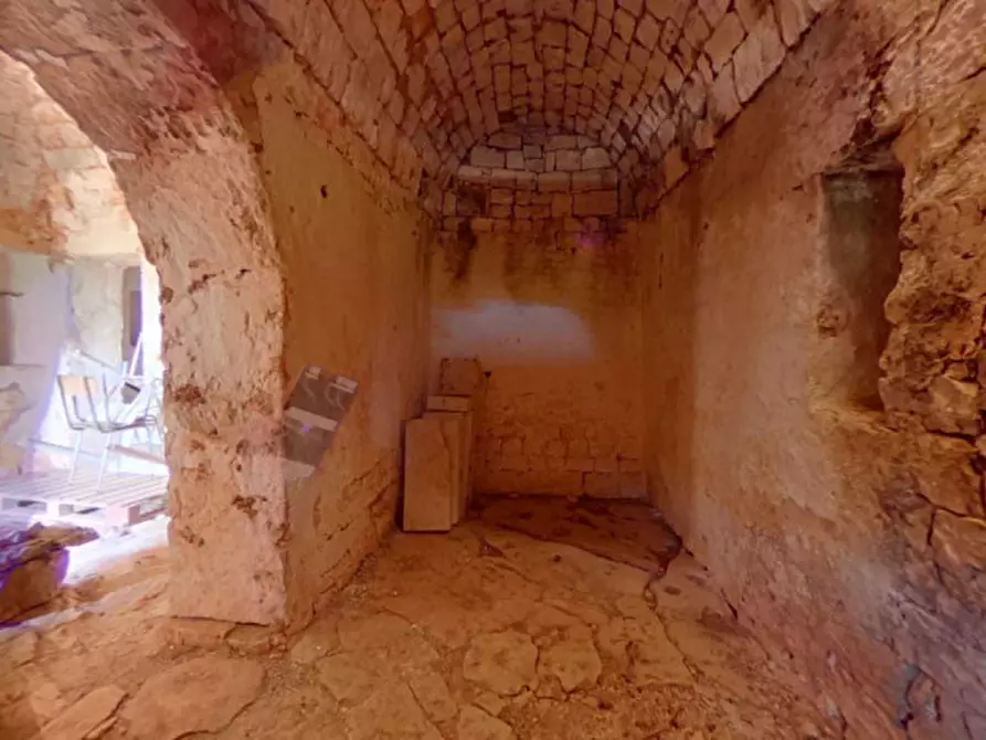 Immagine 14 di Rustico / casale in vendita  a Fasano