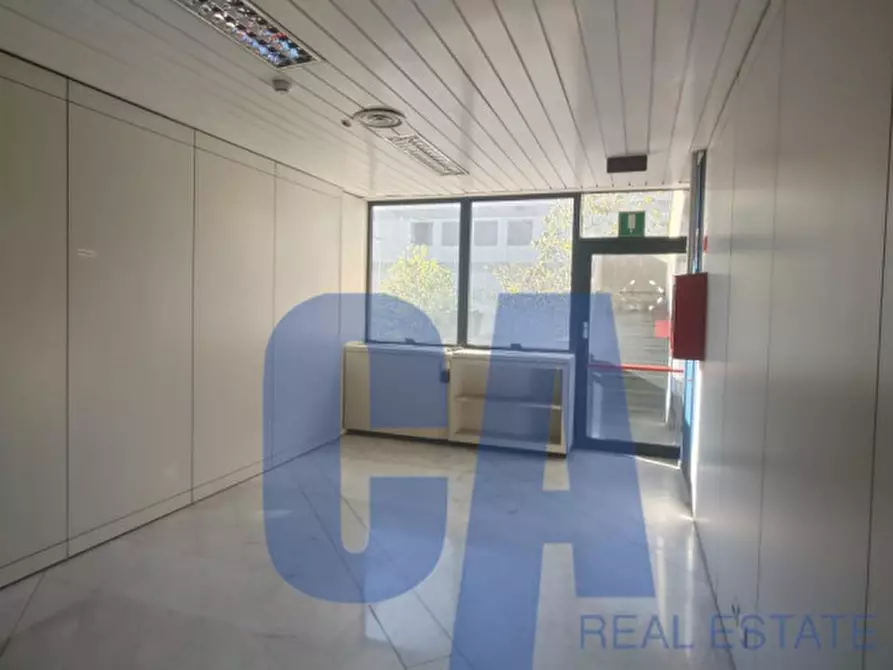Immagine 9 di Ufficio in affitto  in VIA GIOVANNI GENTILE a Milano