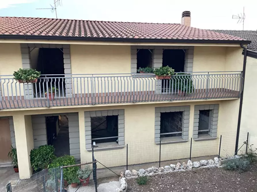 Immagine 1 di Appartamento in vendita  in Via Pedali a Marsicovetere